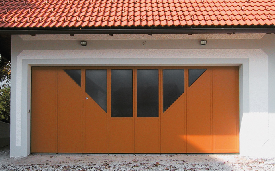 Seiten-Sektionaltore - Lindpointner Torsysteme GmbH