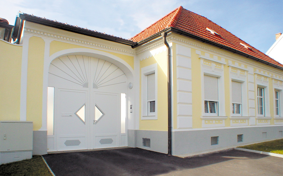 Fotos Privat Zweiflügeltore | Lindpointner Torsysteme