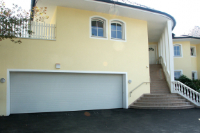 garagentore deckensektionaltore lipotherm klassisch stucco weiss