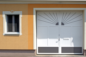 Garagentore Zweifluegeltore Aluminium klassisch weiß Sonne